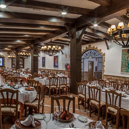 Albenzaire Hotel Asador Фуэнсанта Экстерьер фото