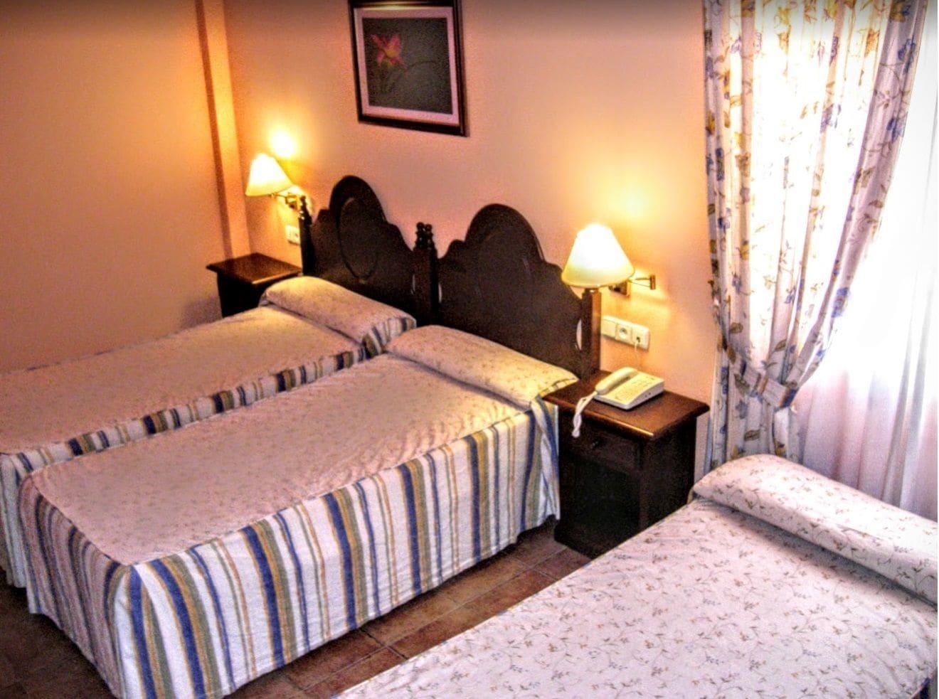 Albenzaire Hotel Asador Фуэнсанта Экстерьер фото