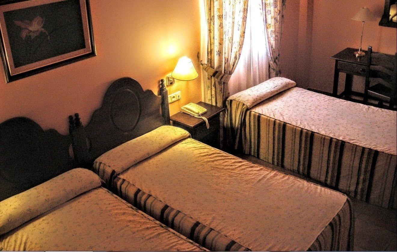Albenzaire Hotel Asador Фуэнсанта Экстерьер фото
