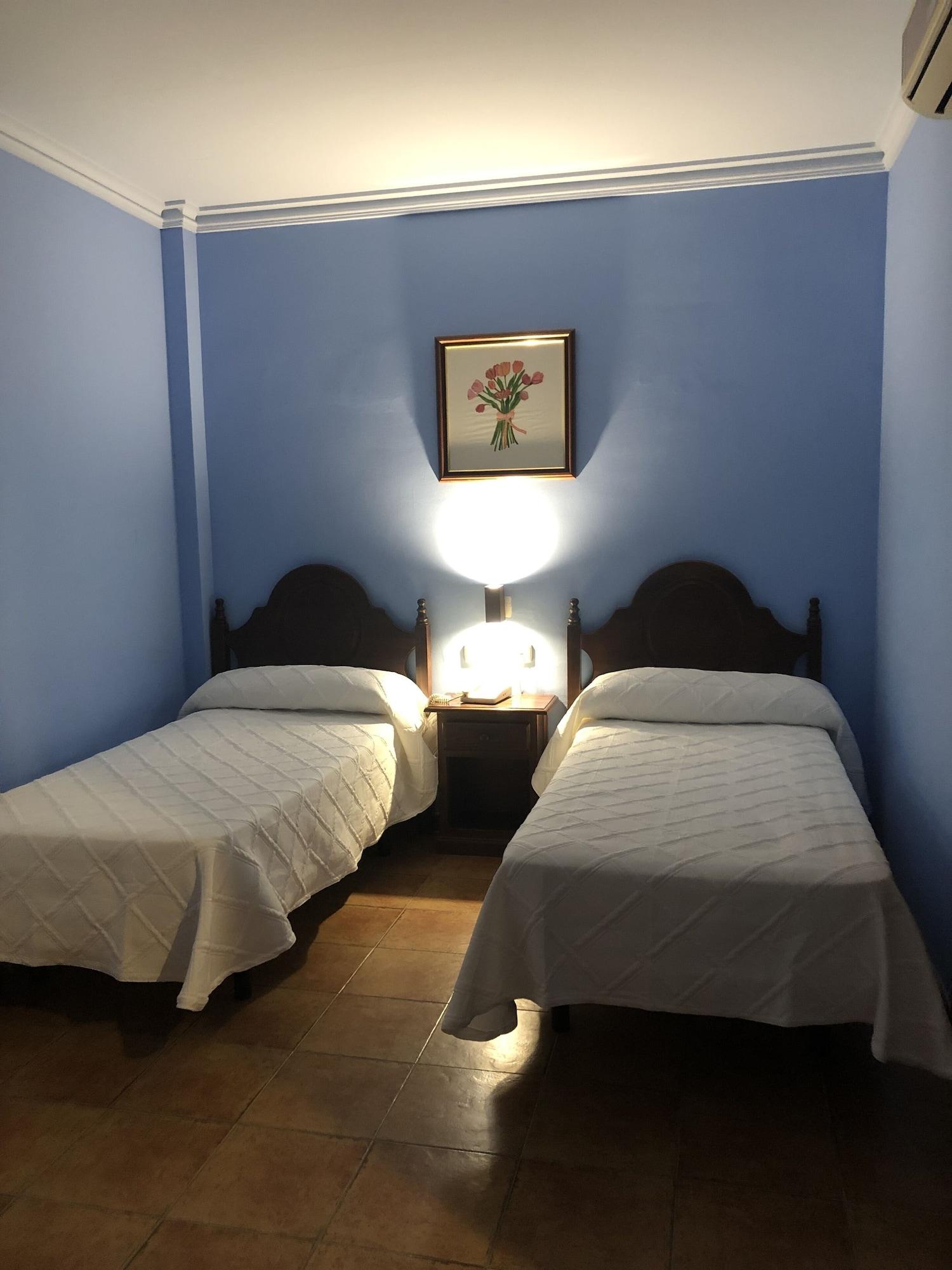 Albenzaire Hotel Asador Фуэнсанта Экстерьер фото