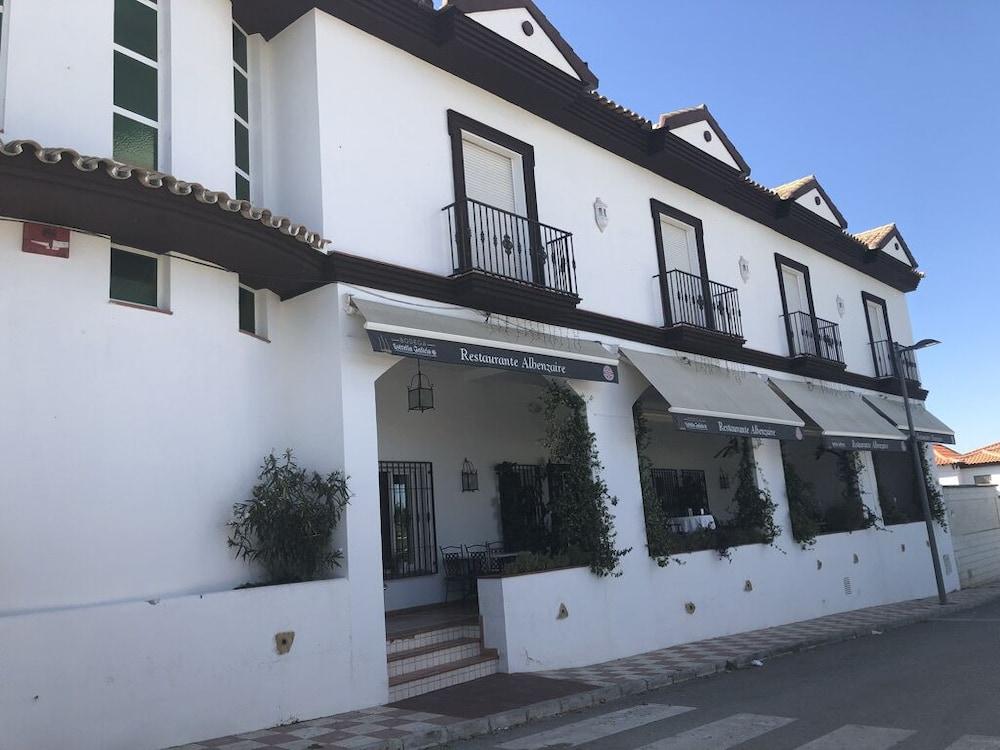 Albenzaire Hotel Asador Фуэнсанта Экстерьер фото