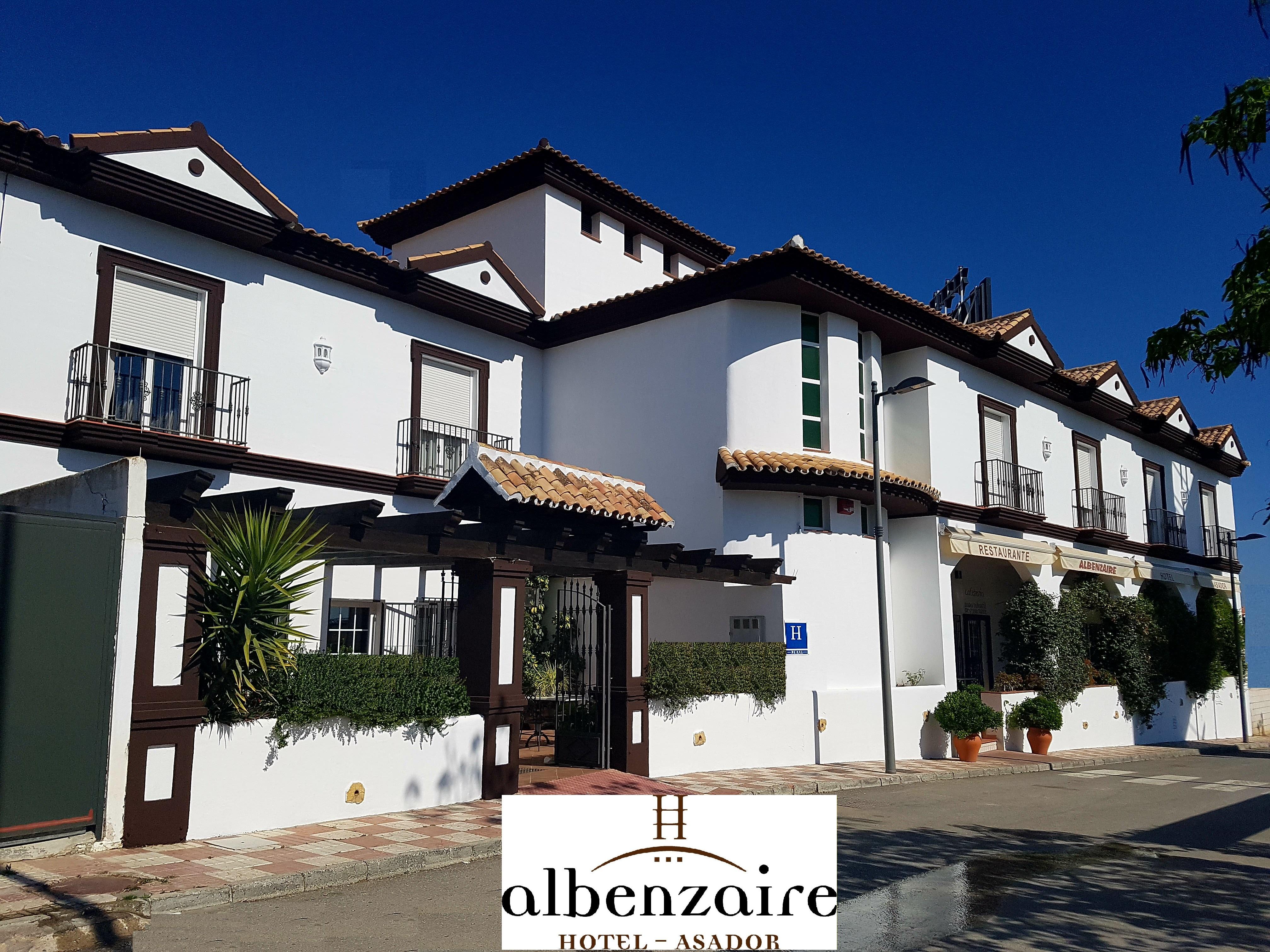 Albenzaire Hotel Asador Фуэнсанта Экстерьер фото